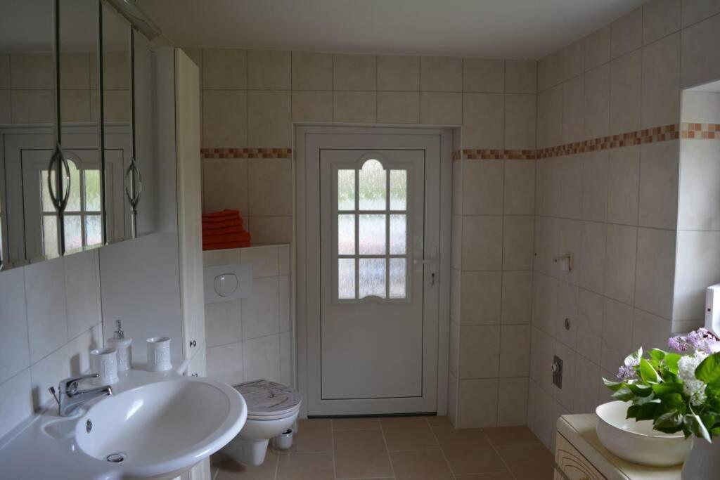 Ferienhaus Huethchen Eichhorst エクステリア 写真