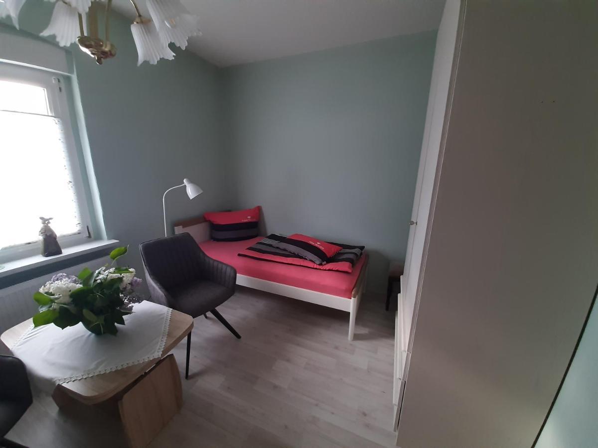 Ferienhaus Huethchen Eichhorst エクステリア 写真